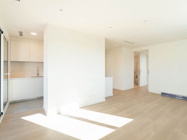 2 bedroom Apartment for rent in Castelldefels with pool garage - € 3,200 (Ref: 9340084)