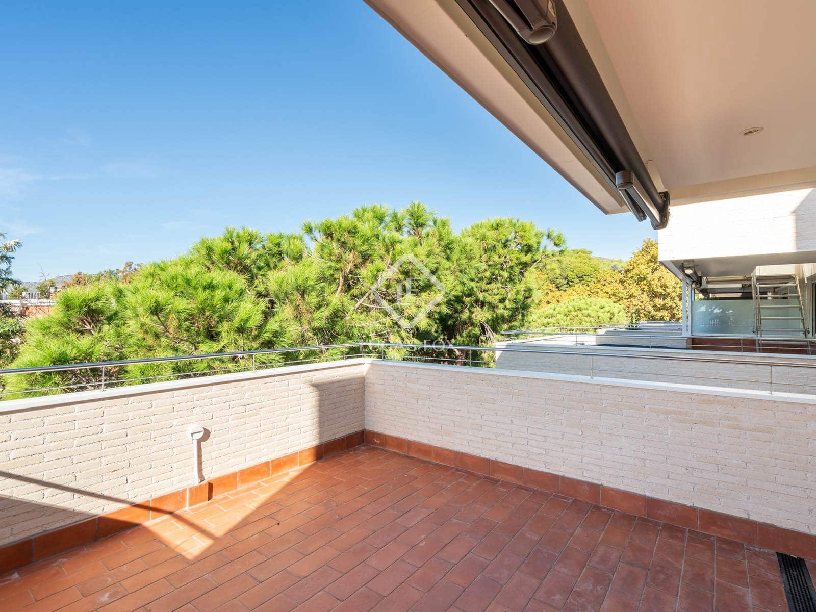 2 bedroom Apartment for rent in Castelldefels with pool garage - € 3,200 (Ref: 9340084)