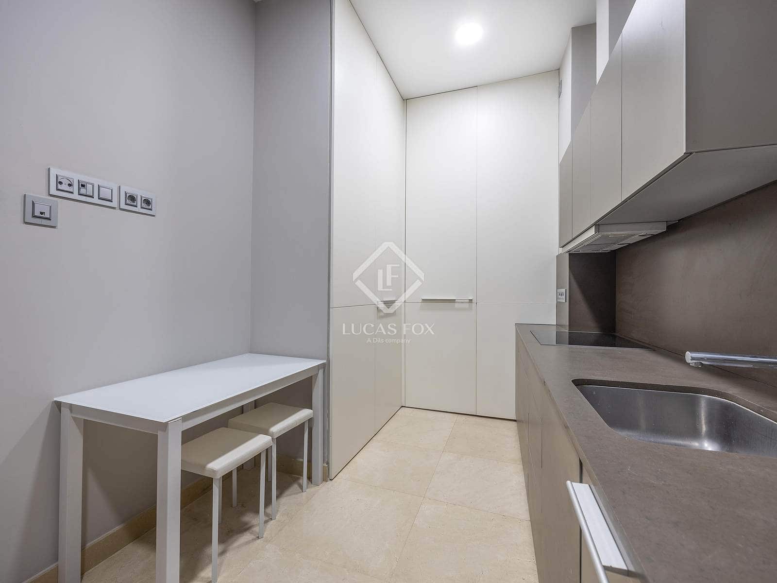 2 makuuhuone Huoneisto vuokrattavana paikassa Valencia kaupunki mukana 
autotalli - 2 500 € (Ref: 9340087)