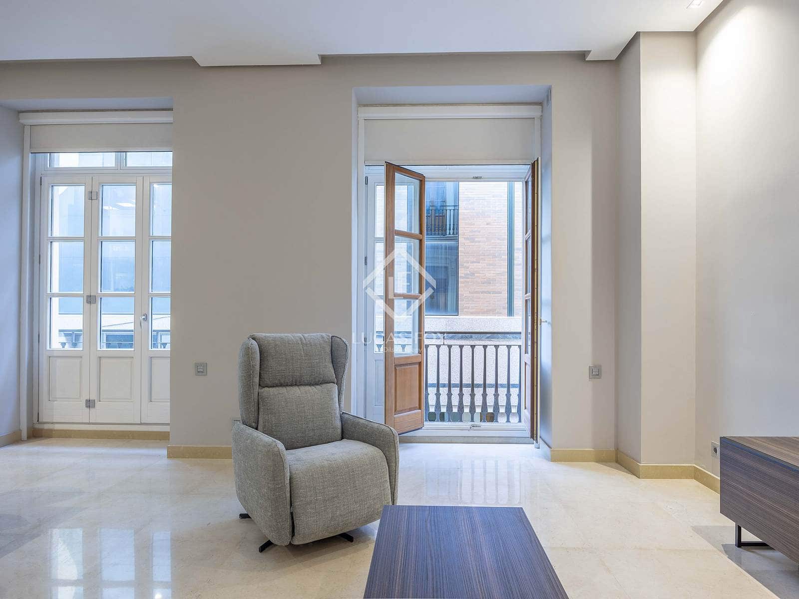 2 makuuhuone Huoneisto vuokrattavana paikassa Valencia kaupunki mukana 
autotalli - 2 500 € (Ref: 9340087)