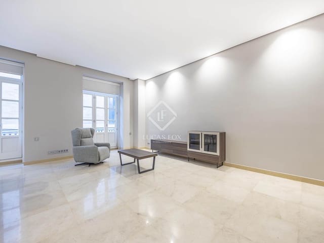 2 bedroom Apartment for rent in Valencia city with garage - € 2,500 (Ref: 9340087)