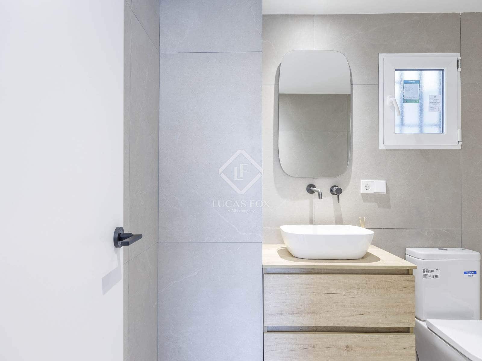 3 sovrum Lägenhet att hyra i Valencia stad - 2 600 € (Ref: 9340180)