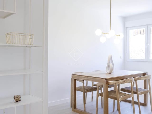 3 sovrum Lägenhet att hyra i Valencia stad - 2 600 € (Ref: 9340180)