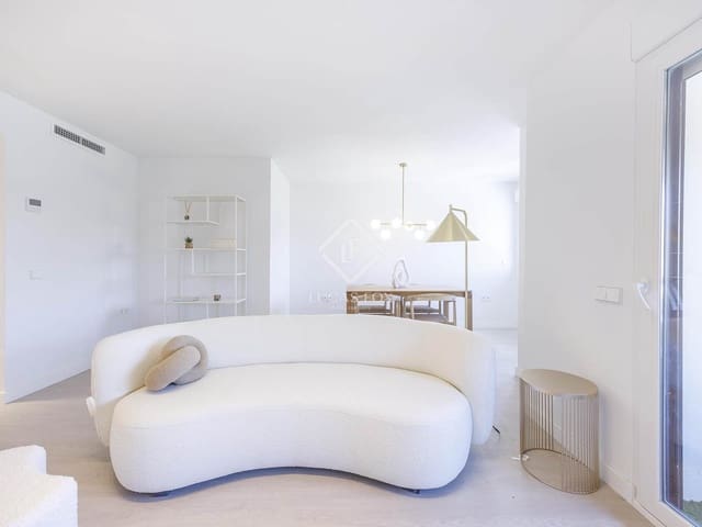 3 sovrum Lägenhet att hyra i Valencia stad - 2 600 € (Ref: 9340180)