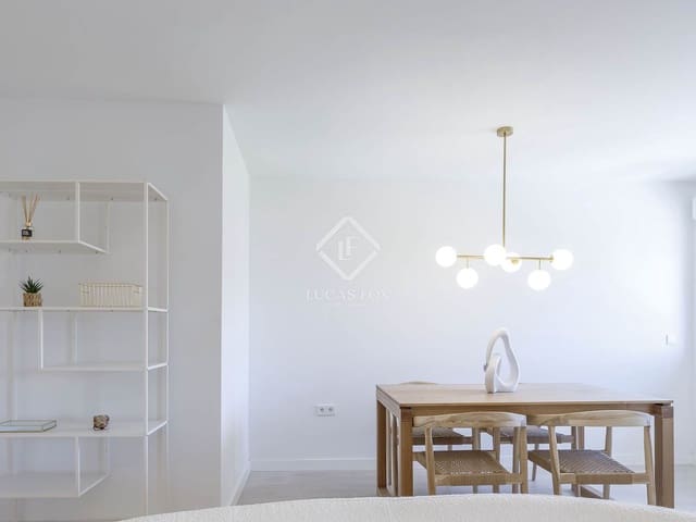 3 sovrum Lägenhet att hyra i Valencia stad - 2 600 € (Ref: 9340180)