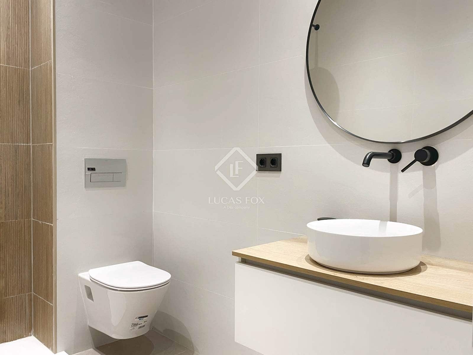 3 sovrum Lägenhet att hyra i Valencia stad - 2 600 € (Ref: 9340180)