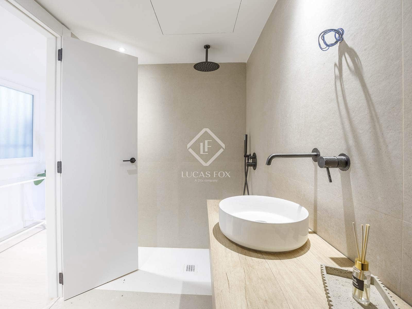 3 sovrum Lägenhet att hyra i Valencia stad - 2 600 € (Ref: 9340180)