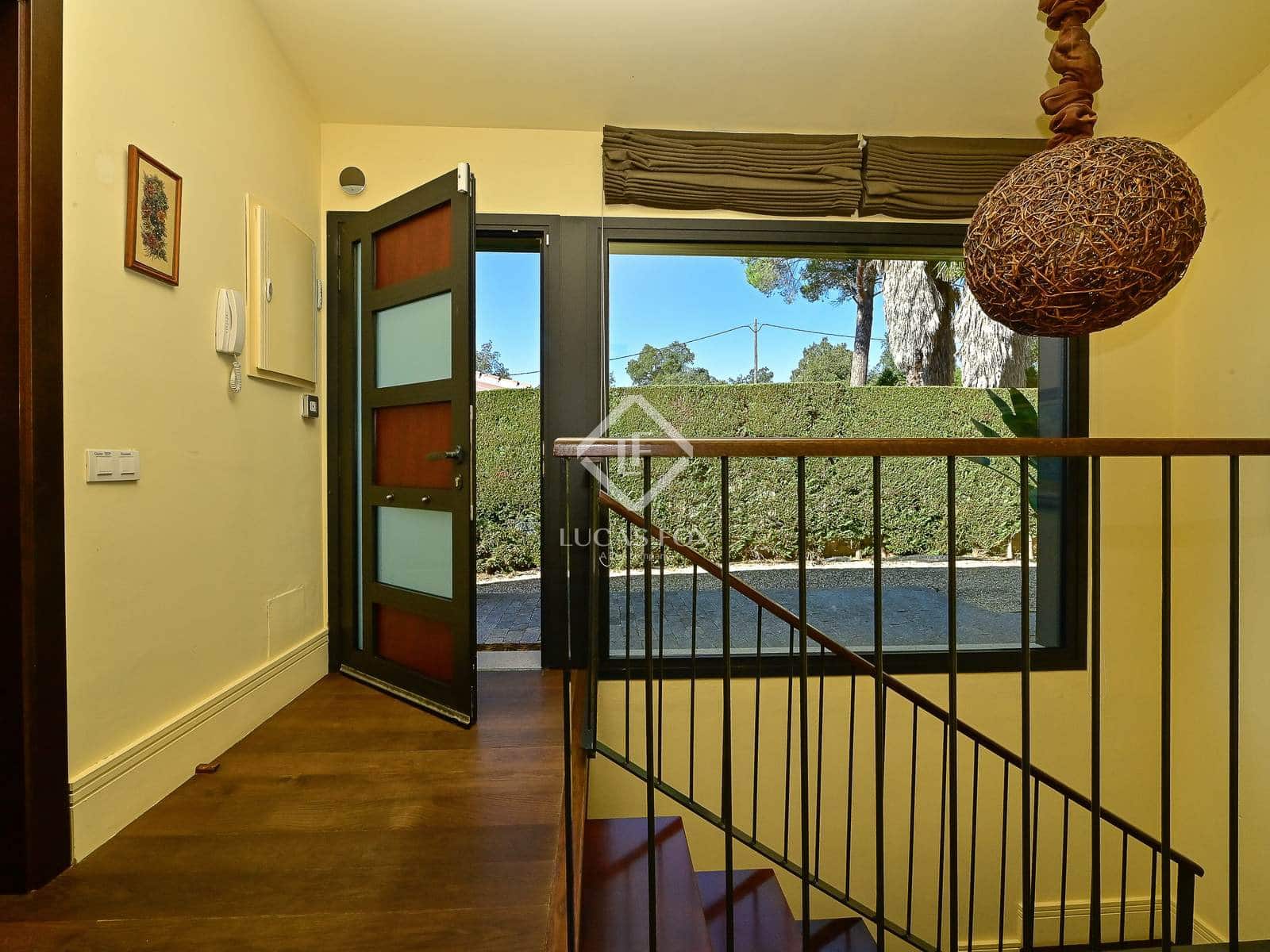 3 soverom Villa til salgs i Santa Cristina d'Aro med svømmebasseng garasje - € 585 000 (Ref: 9340181)