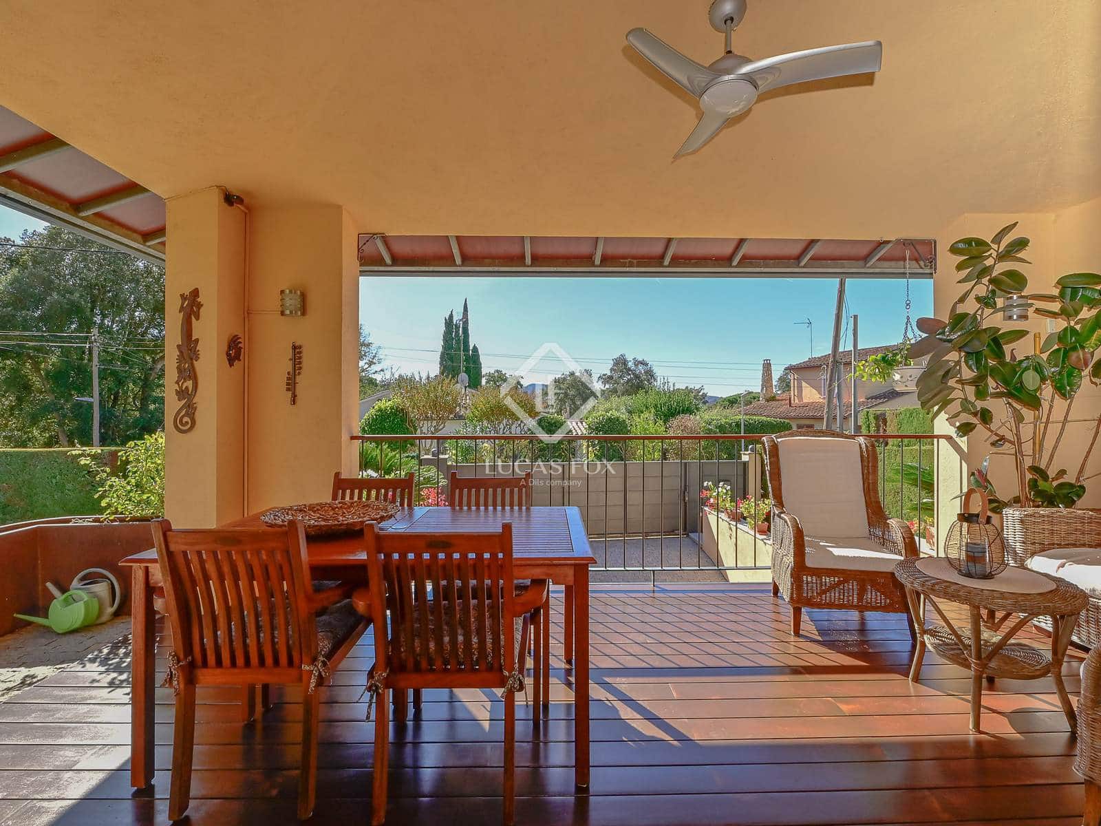 3 soverom Villa til salgs i Santa Cristina d'Aro med svømmebasseng garasje - € 585 000 (Ref: 9340181)