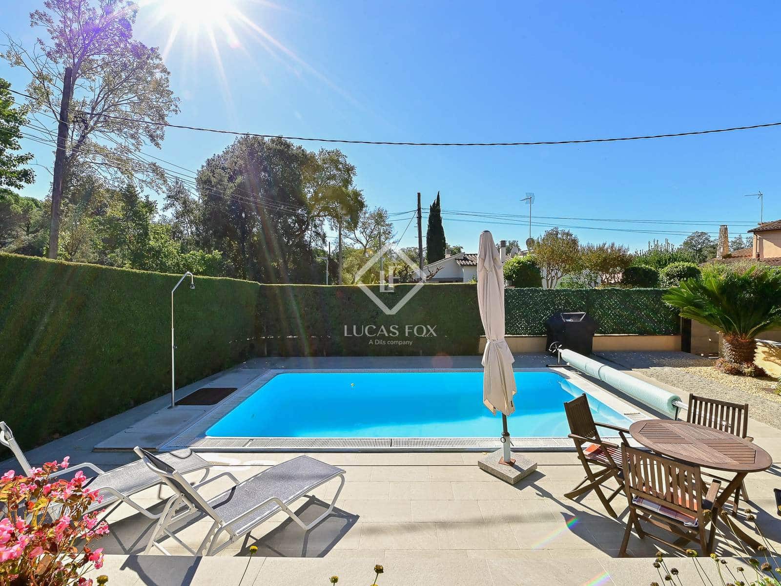 3 soverom Villa til salgs i Santa Cristina d'Aro med svømmebasseng garasje - € 585 000 (Ref: 9340181)