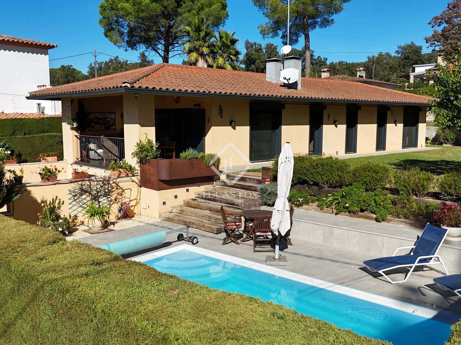 3 soverom Villa til salgs i Santa Cristina d'Aro med svømmebasseng garasje - € 585 000 (Ref: 9340181)