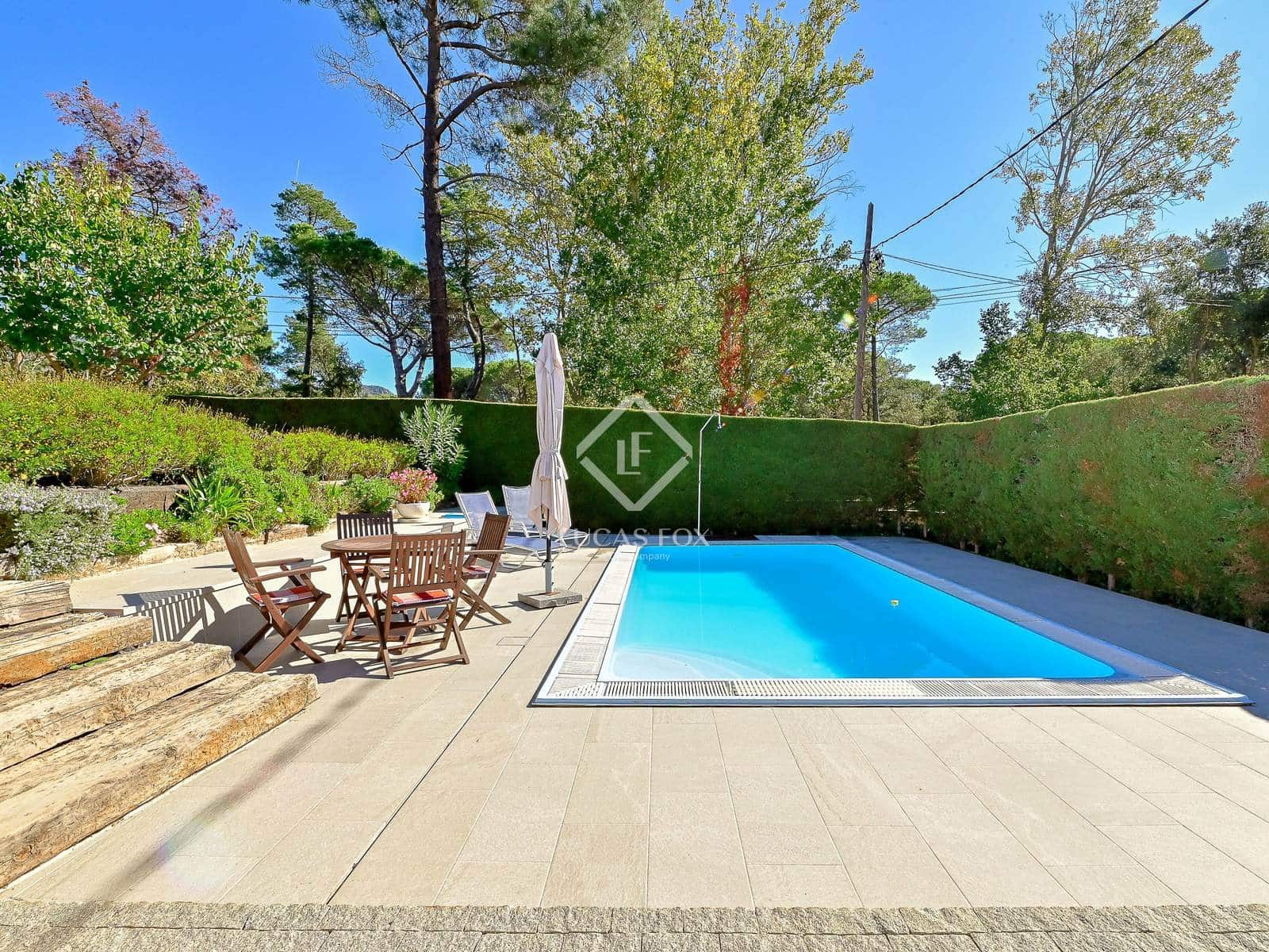 3 soverom Villa til salgs i Santa Cristina d'Aro med svømmebasseng garasje - € 585 000 (Ref: 9340181)