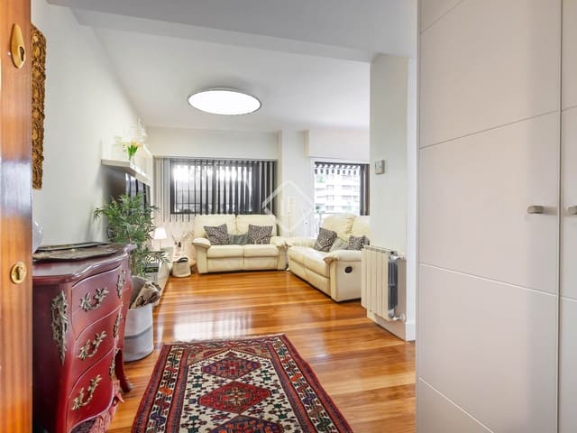 3 quarto Apartamento para venda em Madrid cidade com piscina garagem - 1 250 000 € (Ref: 9340258)