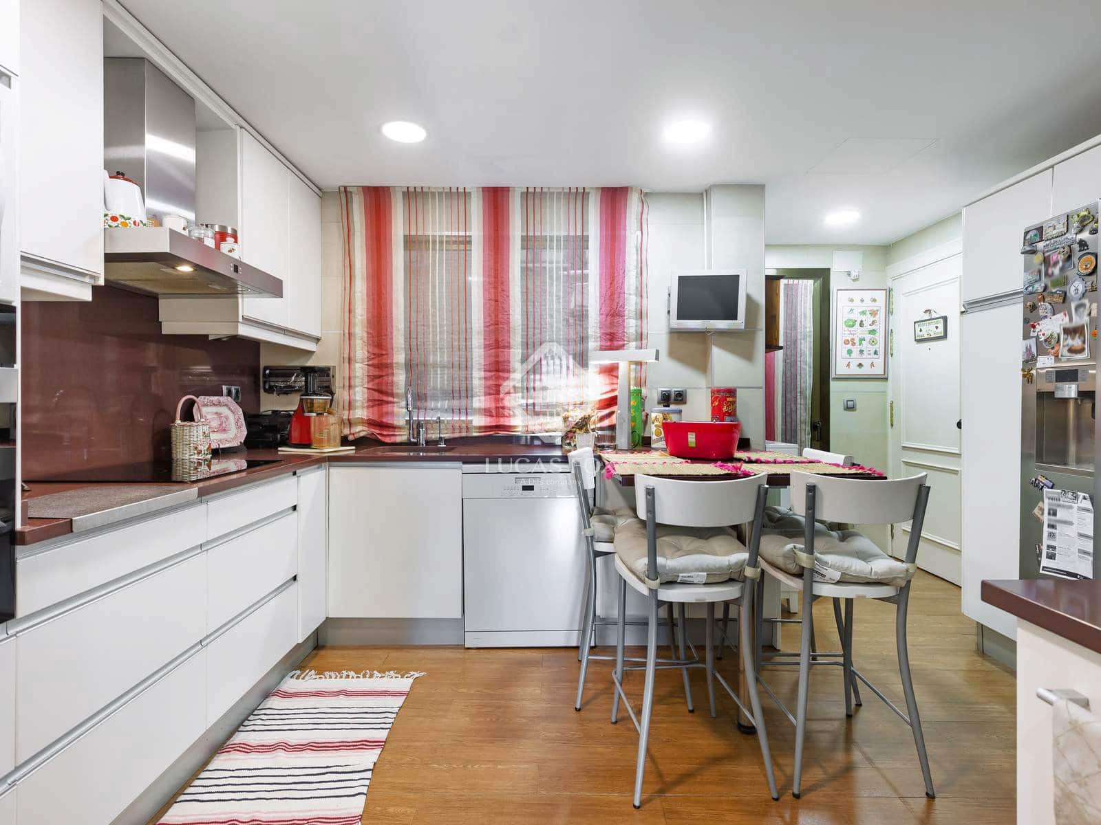 3 quarto Apartamento para venda em Madrid cidade com piscina garagem - 1 250 000 € (Ref: 9340258)