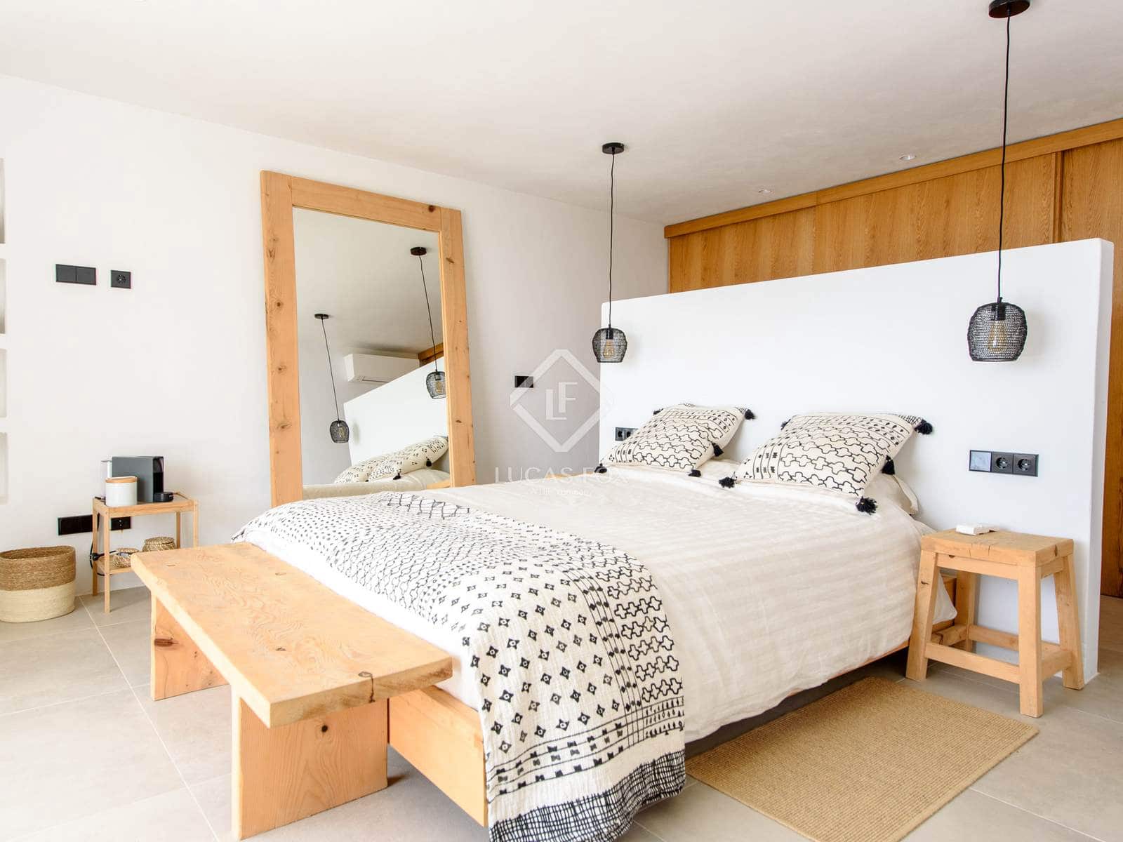 6 chambre Villa/Maison à vendre à Es Cubells avec piscine garage - 4 850 000 € (Ref: 9340260)