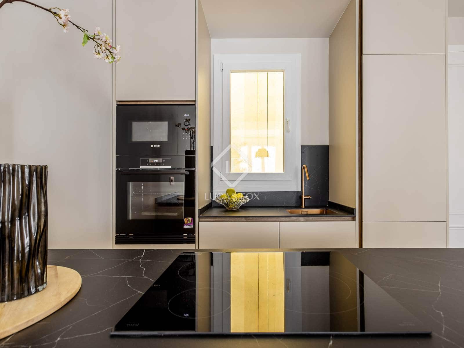 2 sypialnia Apartament na sprzedaż w Miasto Madryt - 1 550 000 € (Ref: 9340261)