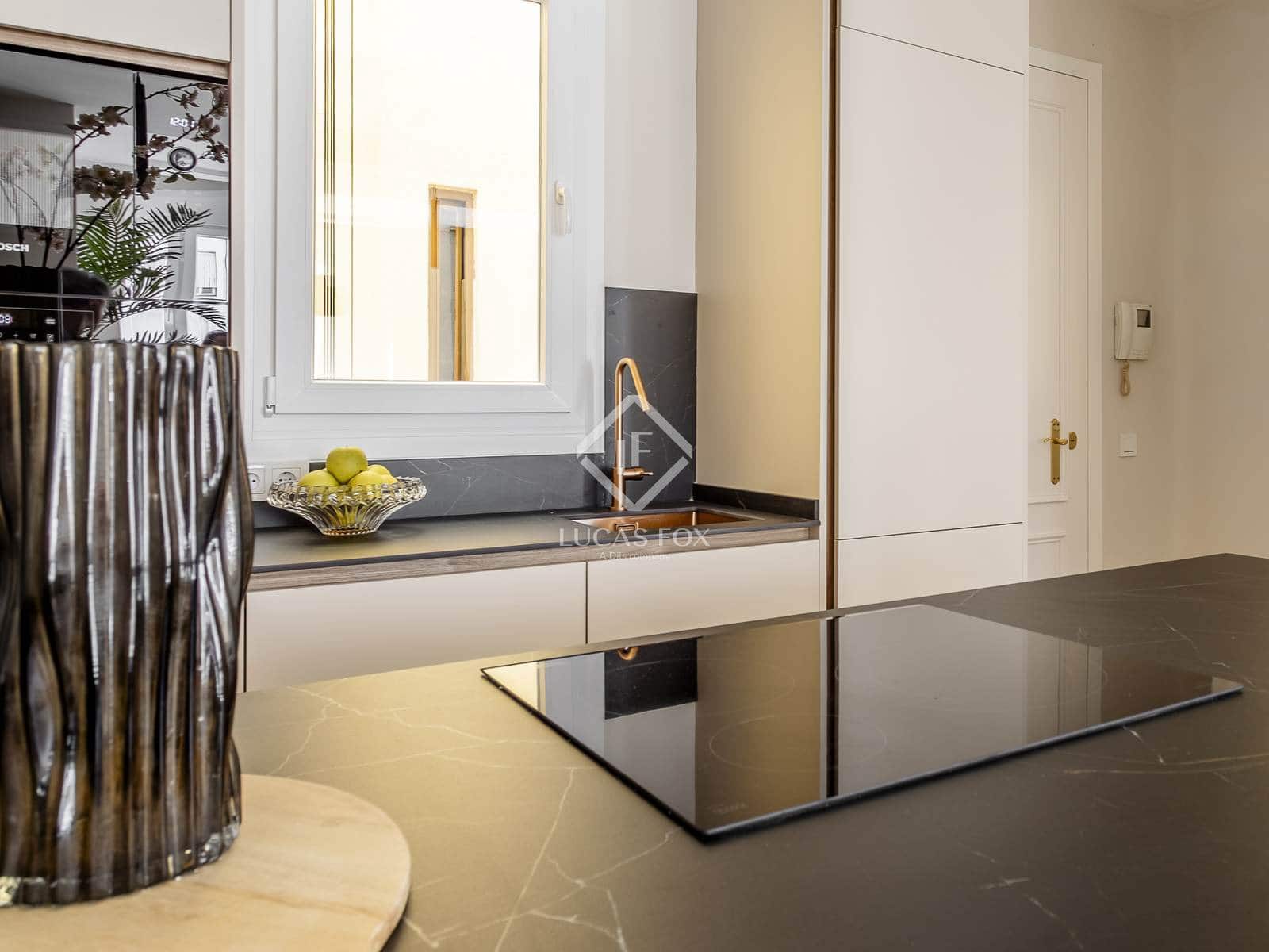 2 sypialnia Apartament na sprzedaż w Miasto Madryt - 1 550 000 € (Ref: 9340261)