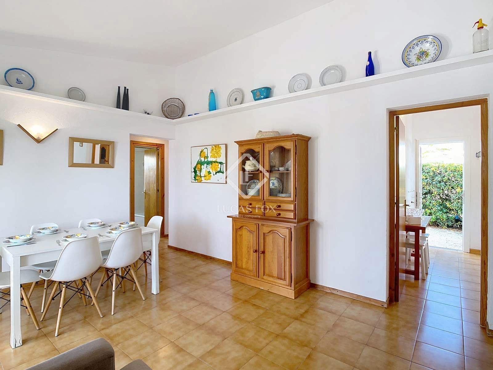 3 soverom Villa til salgs i Ciutadella de Menorca med svømmebasseng garasje - € 595 000 (Ref: 9340262)