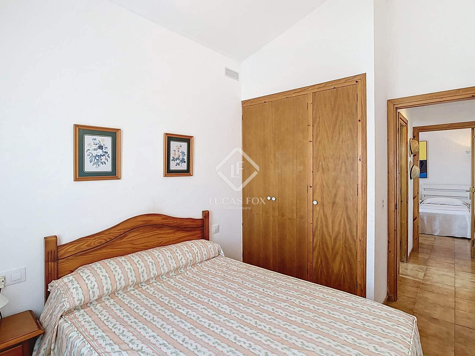 3 soverom Villa til salgs i Ciutadella de Menorca med svømmebasseng garasje - € 595 000 (Ref: 9340262)