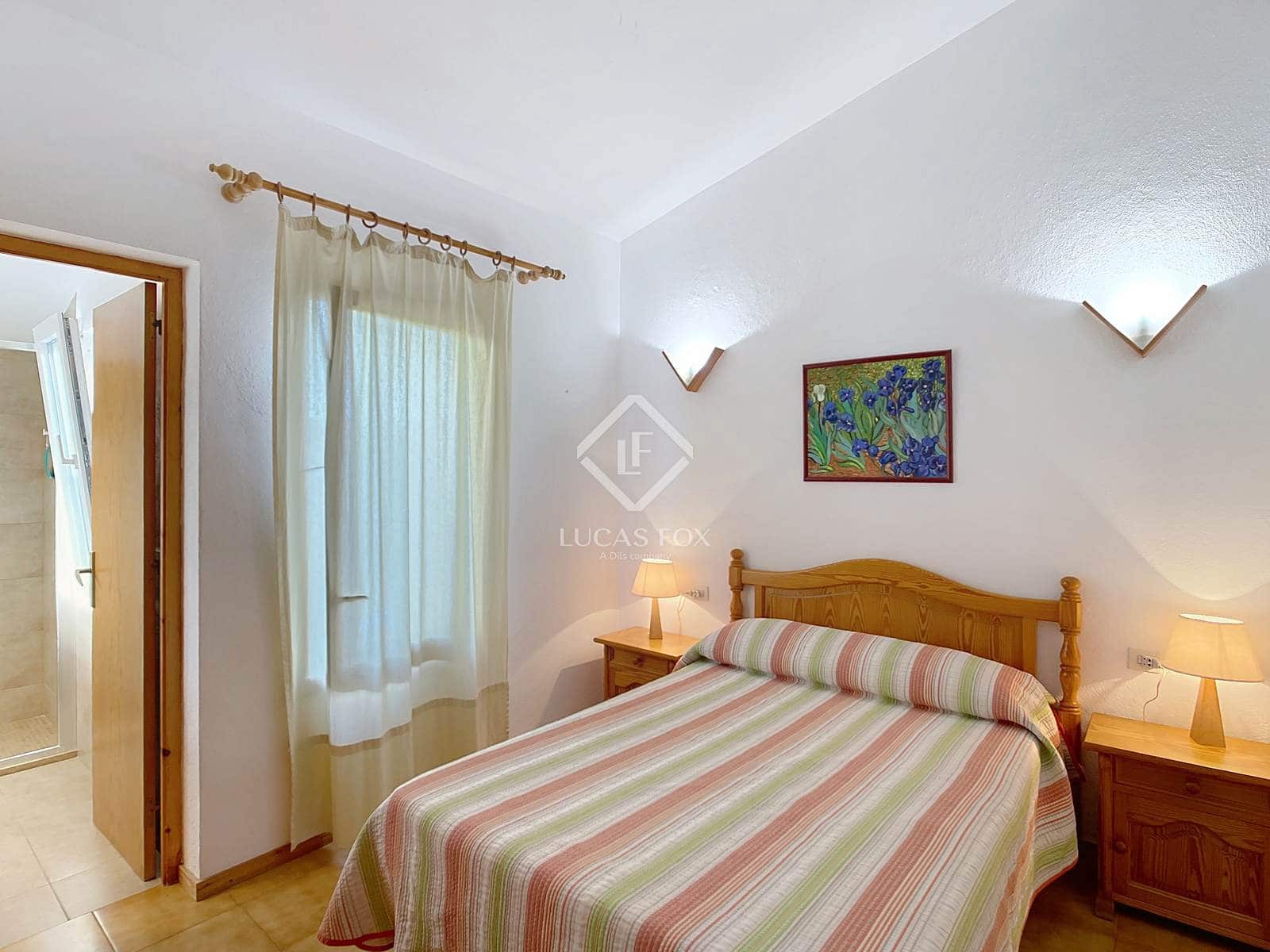 3 soverom Villa til salgs i Ciutadella de Menorca med svømmebasseng garasje - € 595 000 (Ref: 9340262)