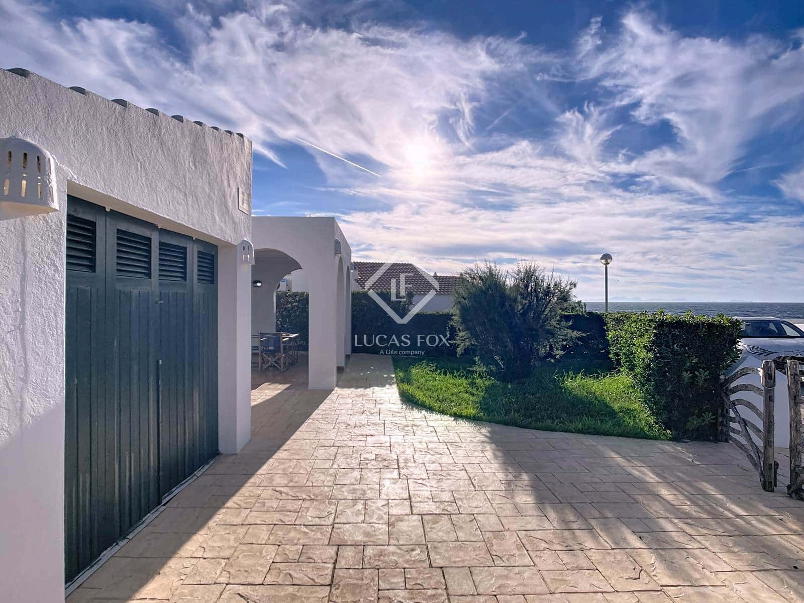 3 soverom Villa til salgs i Ciutadella de Menorca med svømmebasseng garasje - € 595 000 (Ref: 9340262)