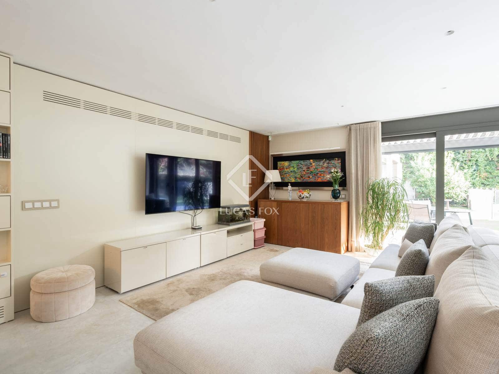 4 chambre Villa/Maison à vendre à Sant Cugat del Valles avec piscine garage - 1 980 000 € (Ref: 9340264)