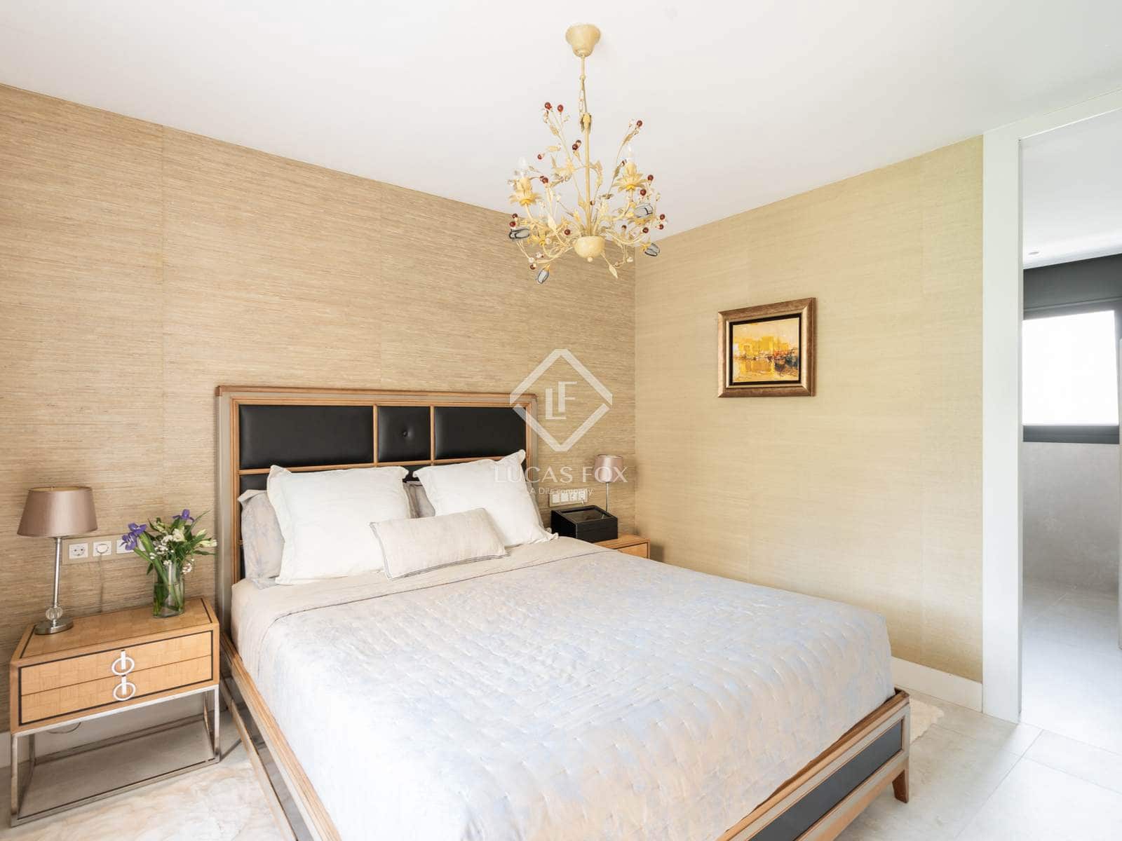 4 chambre Villa/Maison à vendre à Sant Cugat del Valles avec piscine garage - 1 980 000 € (Ref: 9340264)