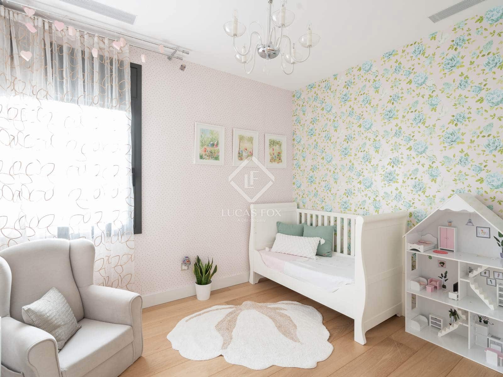 4 chambre Villa/Maison à vendre à Sant Cugat del Valles avec piscine garage - 1 980 000 € (Ref: 9340264)