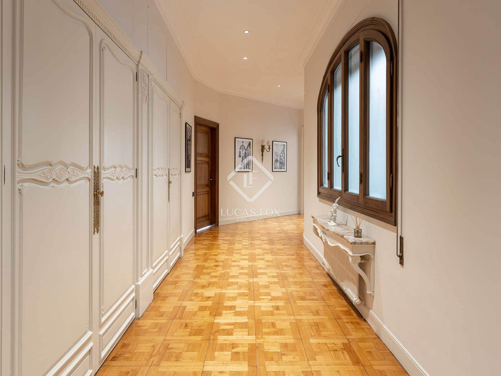 5 quarto Apartamento para arrendar em Barcelona cidade - 20 000 € (Ref: 9343409)