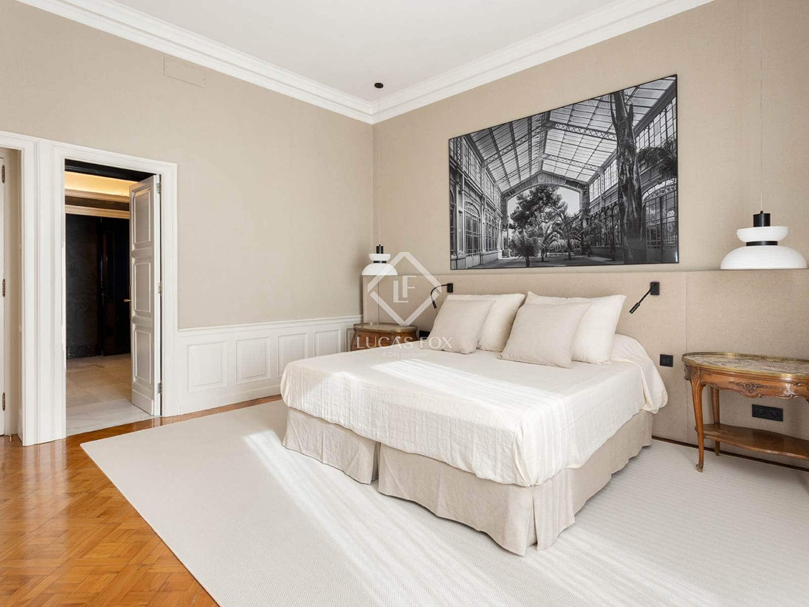 5 quarto Apartamento para arrendar em Barcelona cidade - 20 000 € (Ref: 9343409)