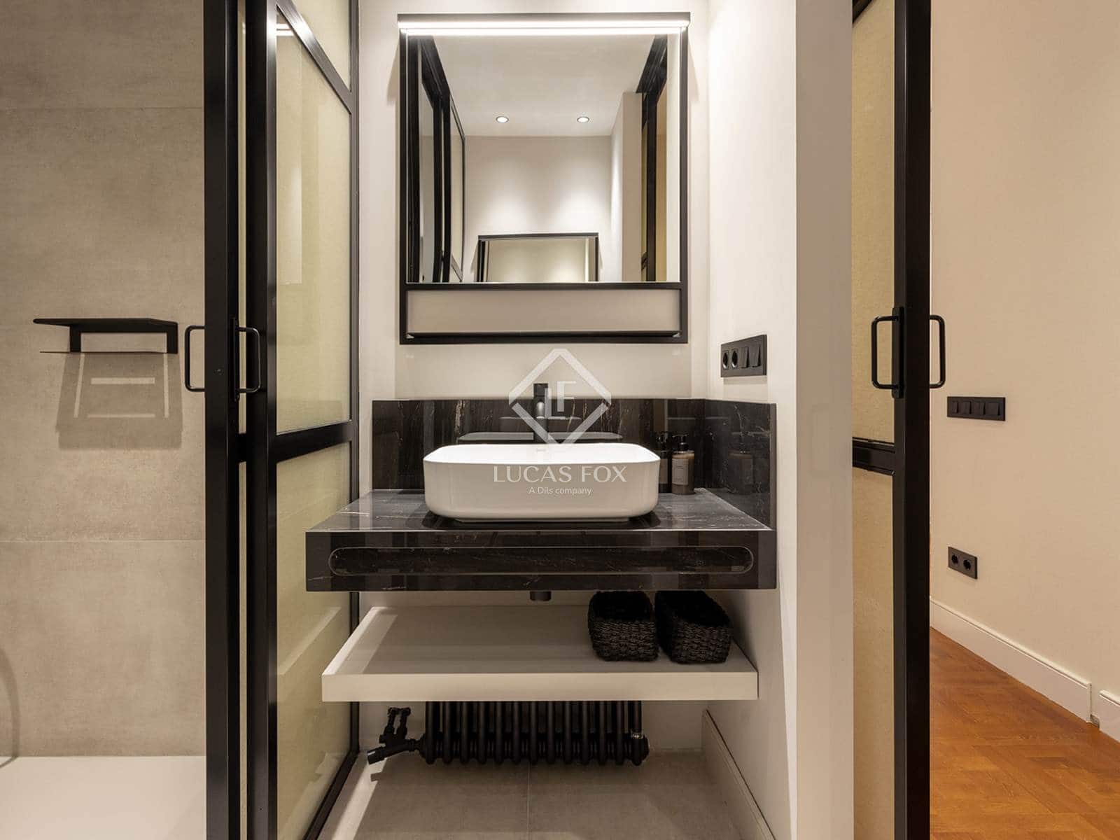 5 quarto Apartamento para arrendar em Barcelona cidade - 20 000 € (Ref: 9343409)