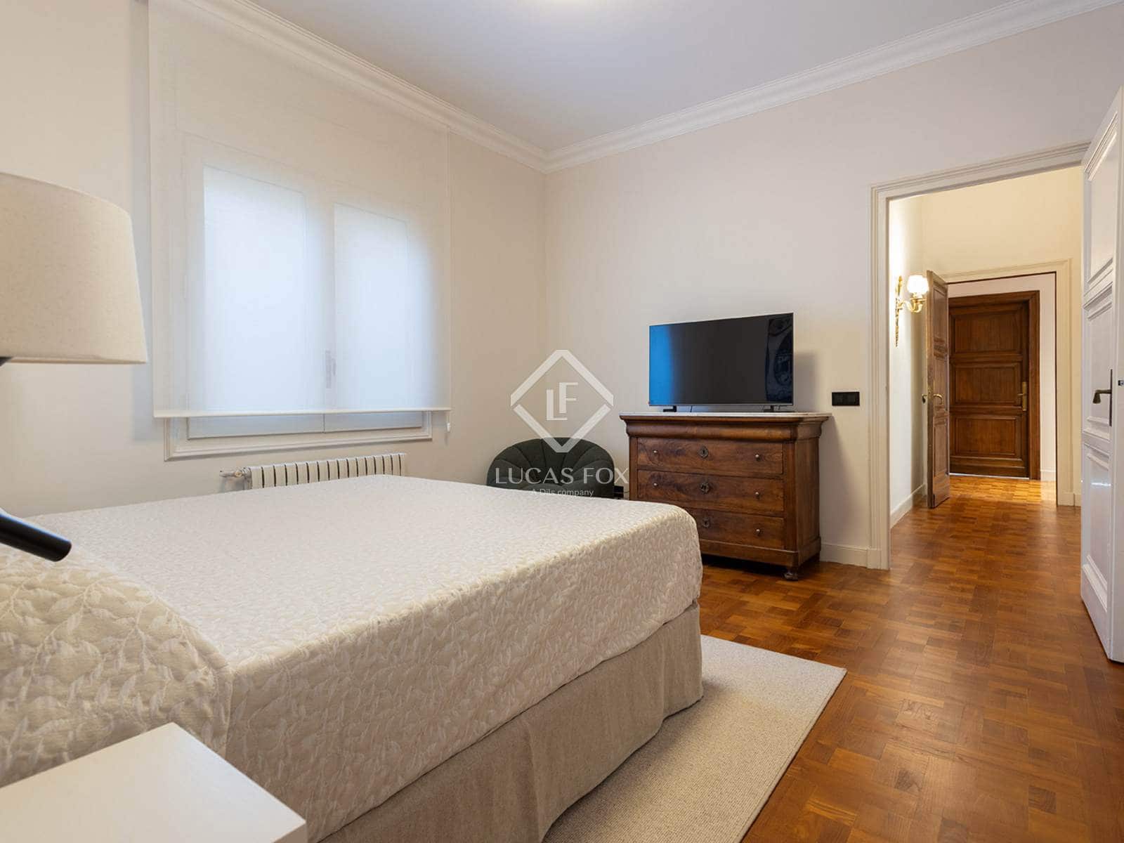 5 quarto Apartamento para arrendar em Barcelona cidade - 20 000 € (Ref: 9343409)