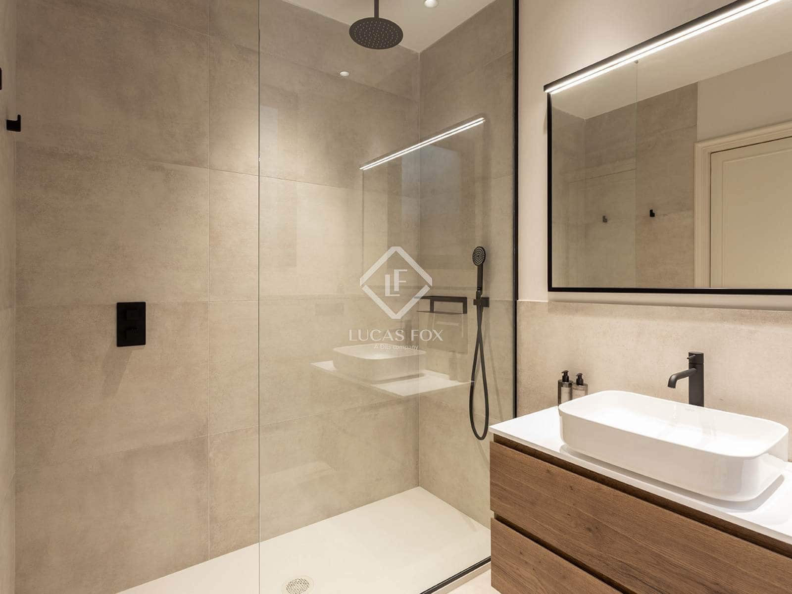 5 quarto Apartamento para arrendar em Barcelona cidade - 20 000 € (Ref: 9343409)