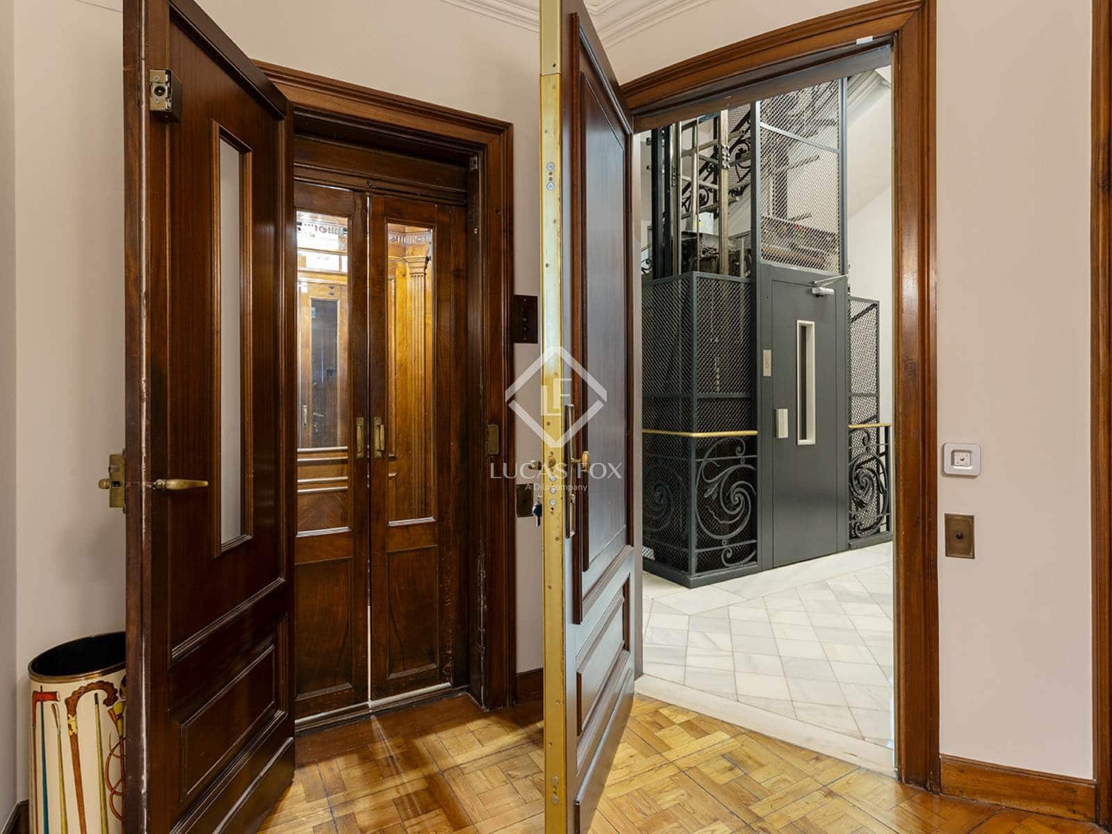 5 quarto Apartamento para arrendar em Barcelona cidade - 20 000 € (Ref: 9343409)