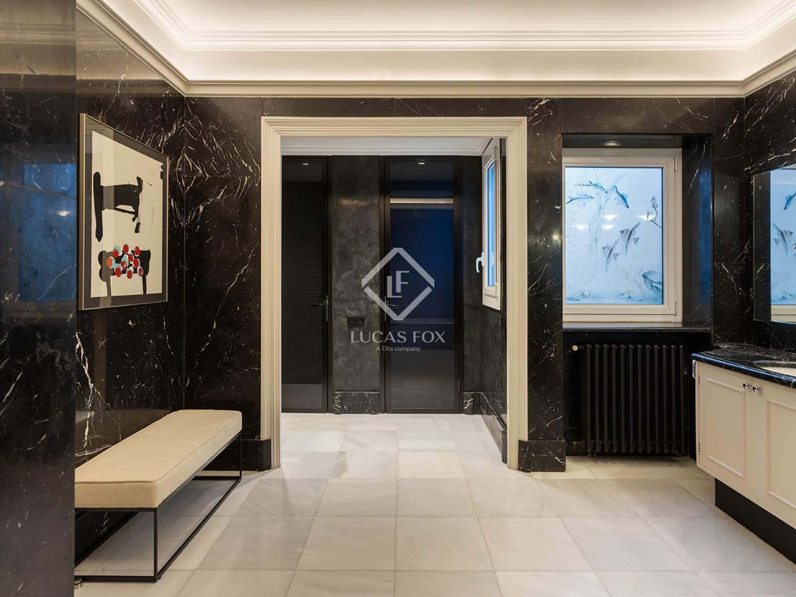 5 quarto Apartamento para arrendar em Barcelona cidade - 20 000 € (Ref: 9343409)