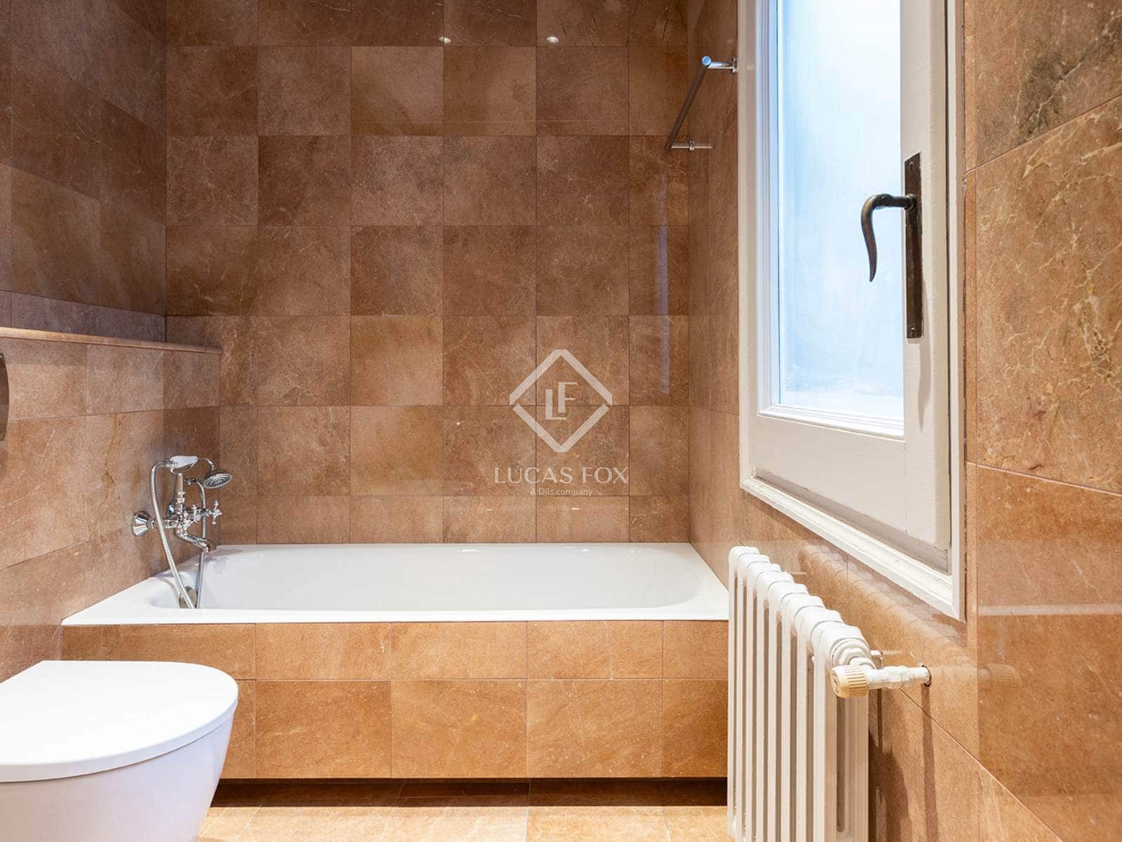 5 quarto Apartamento para arrendar em Barcelona cidade - 20 000 € (Ref: 9343409)