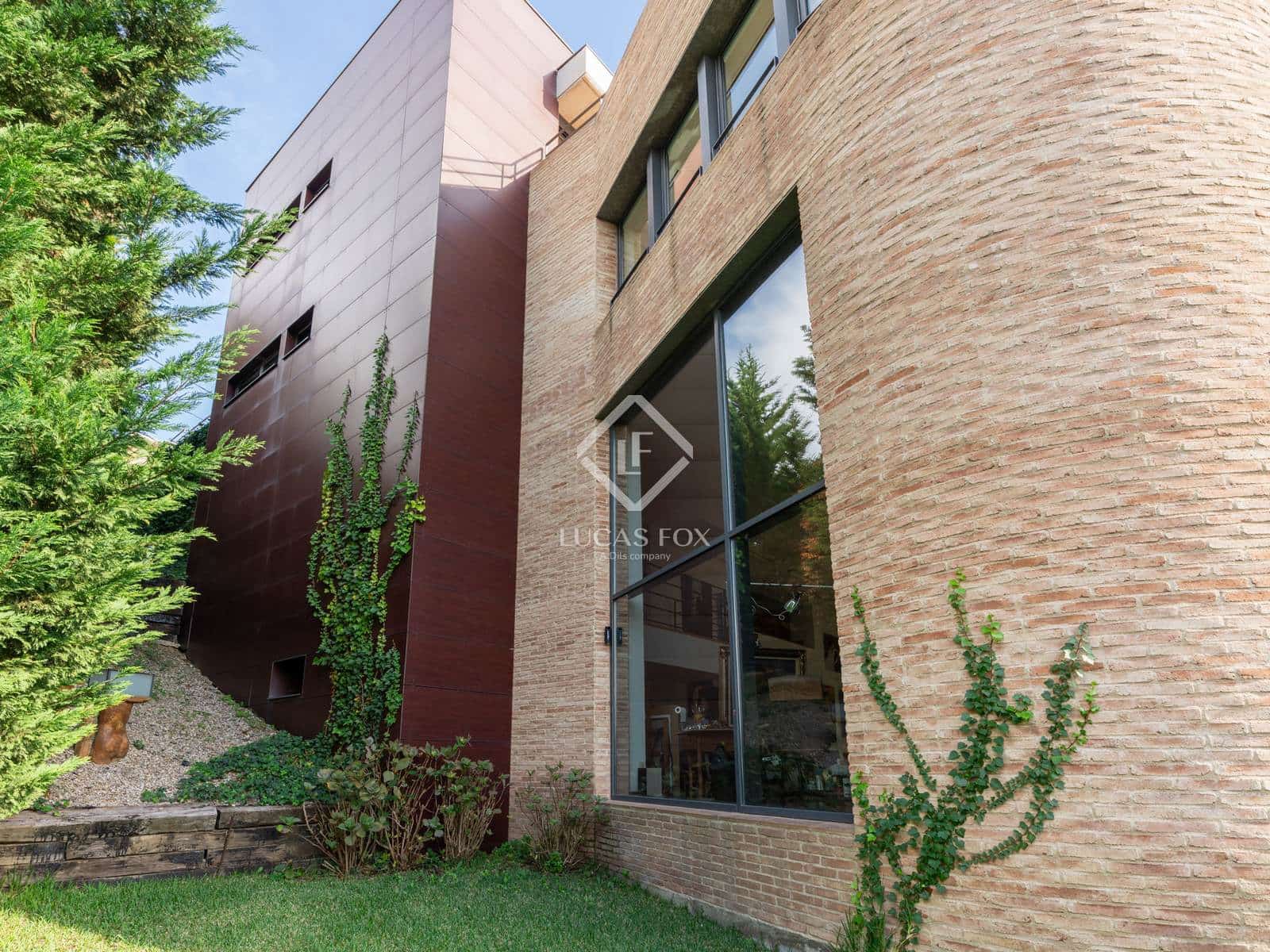 4 chambre Villa/Maison à vendre à Sant Cugat del Valles avec piscine garage - 2 450 000 € (Ref: 9343944)