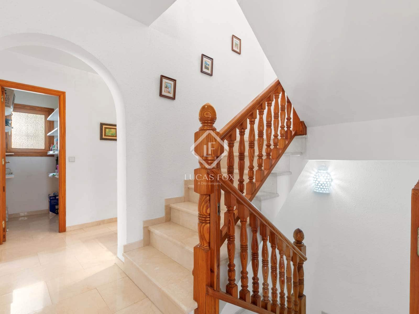 7 sypialnia Willa na sprzedaż w Calpe / Calp z basenem garażem - 850 000 € (Ref: 9344064)