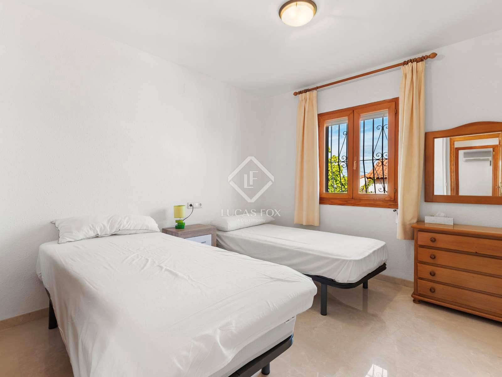 7 sypialnia Willa na sprzedaż w Calpe / Calp z basenem garażem - 850 000 € (Ref: 9344064)