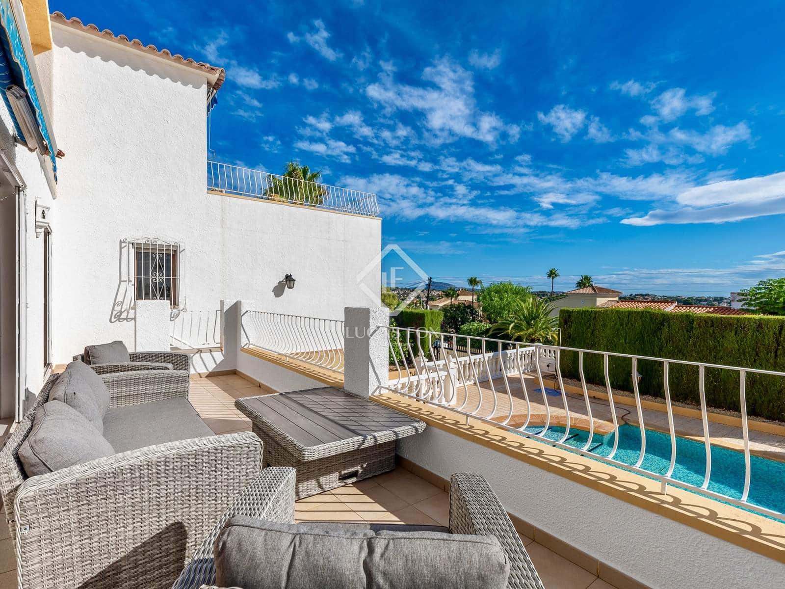 7 sypialnia Willa na sprzedaż w Calpe / Calp z basenem garażem - 850 000 € (Ref: 9344064)