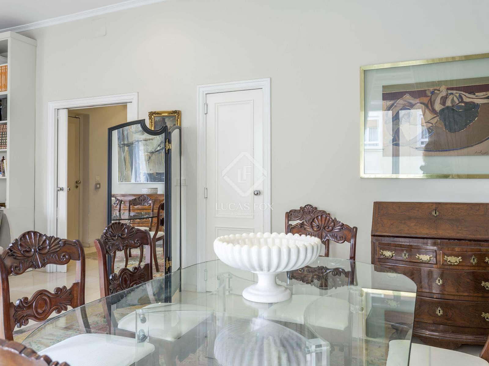 4 sypialnia Apartament do wynajęcia w Miasto Walencja - 3 400 € (Ref: 9344173)