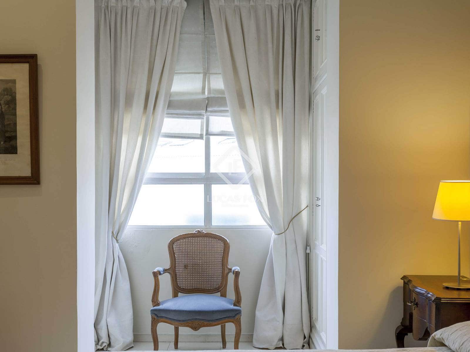 4 sypialnia Apartament do wynajęcia w Miasto Walencja - 3 400 € (Ref: 9344173)