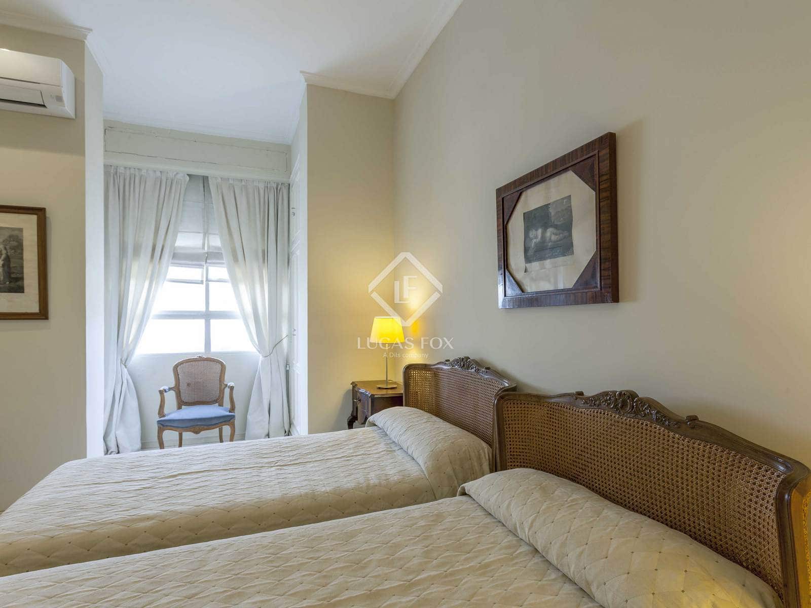 4 sypialnia Apartament do wynajęcia w Miasto Walencja - 3 400 € (Ref: 9344173)