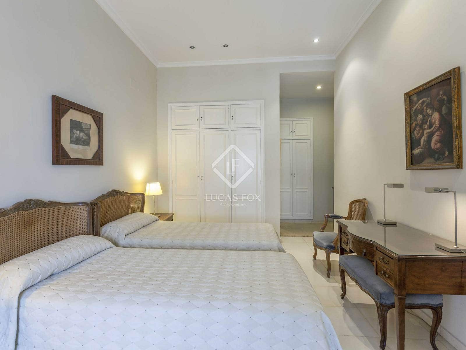 4 sypialnia Apartament do wynajęcia w Miasto Walencja - 3 400 € (Ref: 9344173)