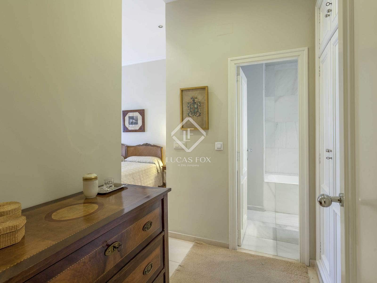 4 sypialnia Apartament do wynajęcia w Miasto Walencja - 3 400 € (Ref: 9344173)