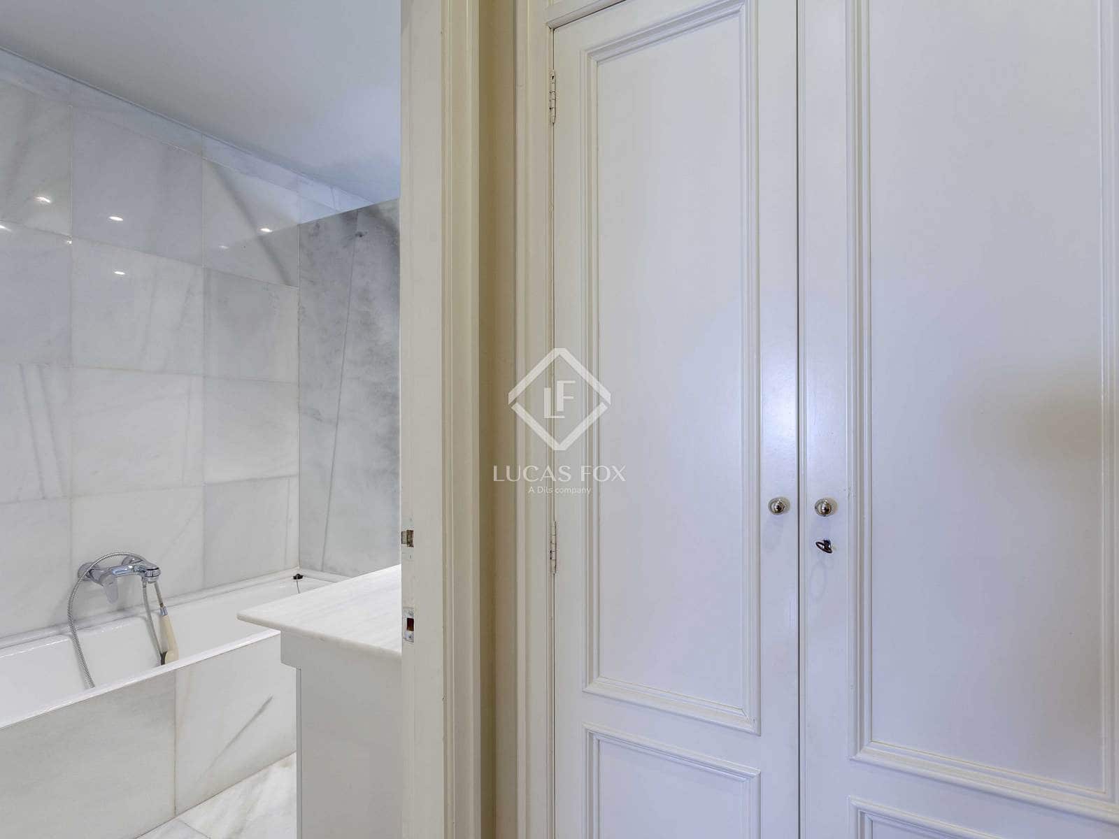 4 sypialnia Apartament do wynajęcia w Miasto Walencja - 3 400 € (Ref: 9344173)