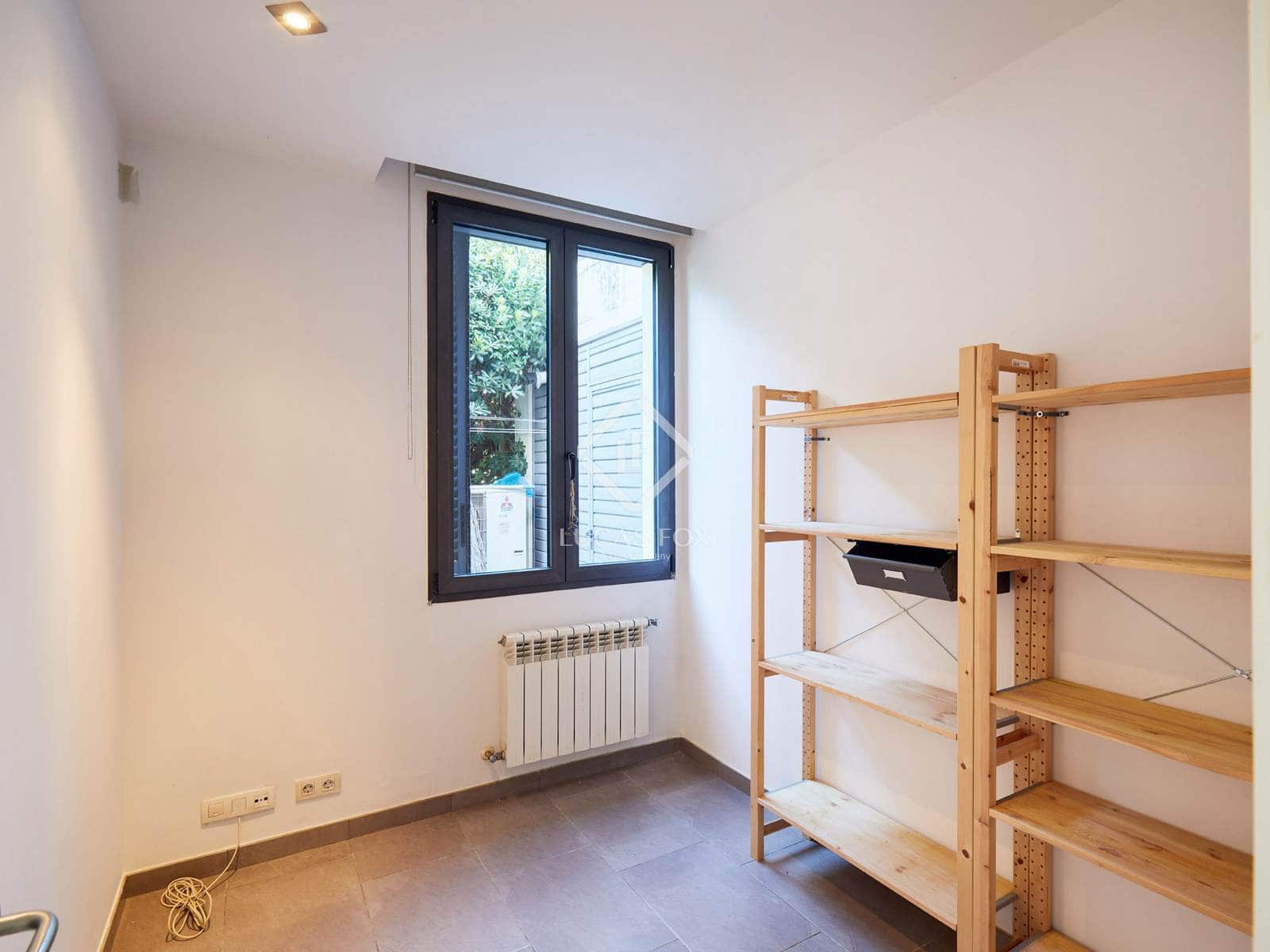 4 chambre Villa/Maison à vendre à Sant Vicenc de Montalt avec piscine garage - 780 000 € (Ref: 9345107)