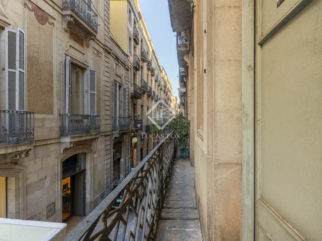 5 soverom Leilighet til salgs i Ciutat Vella, Barcelona by - € 885 000 (Ref: 9345478)