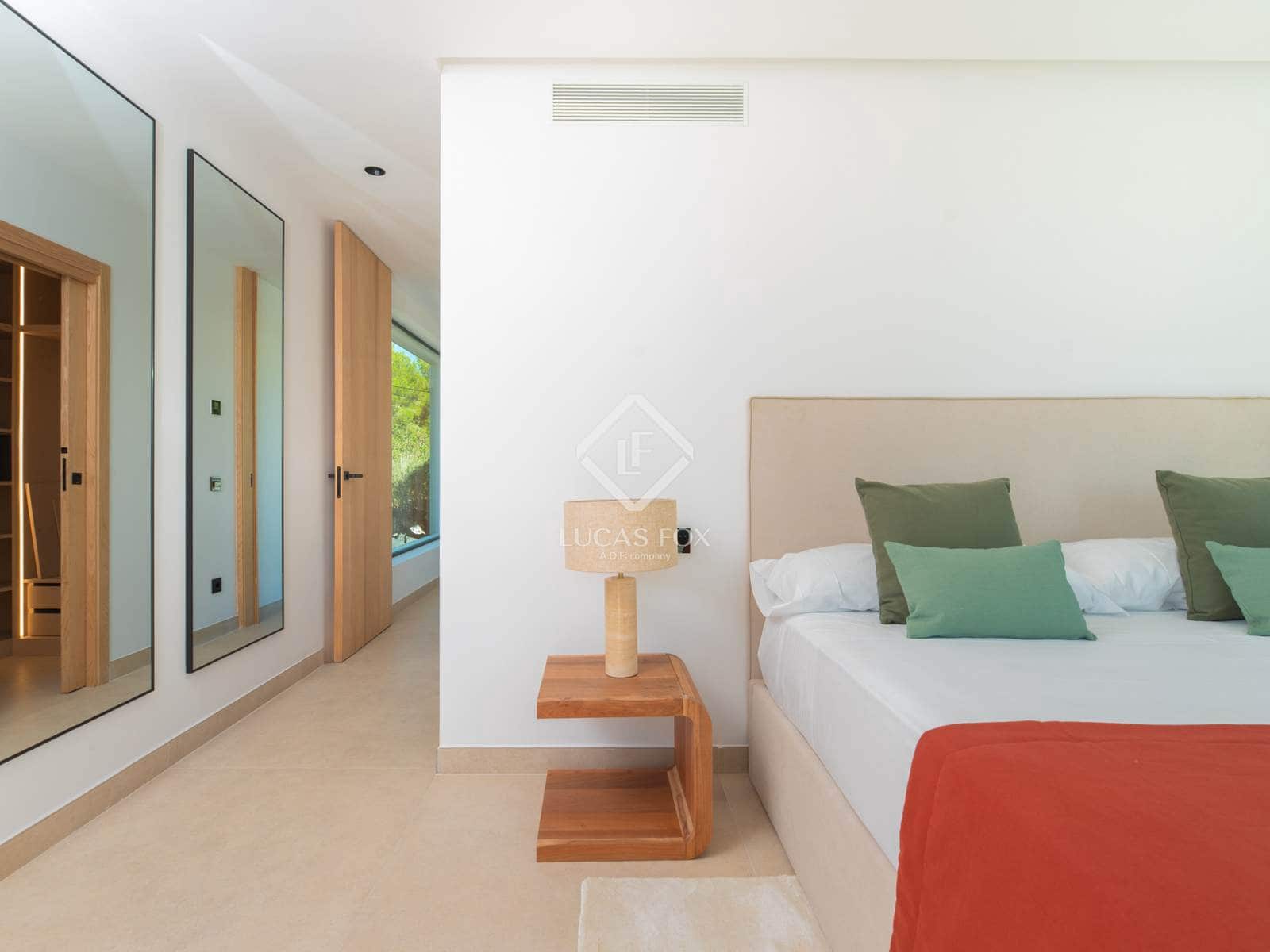 4 soveværelse Villa til salg i Santa Eulalia / Santa Eularia med swimmingpool garage - € 2.950.000 (Ref: 9345652)