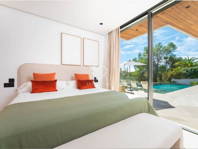 4 bedroom Villa for sale in Santa Eulalia / Santa Eularia with pool garage - € 2,950,000 (Ref: 9345652)